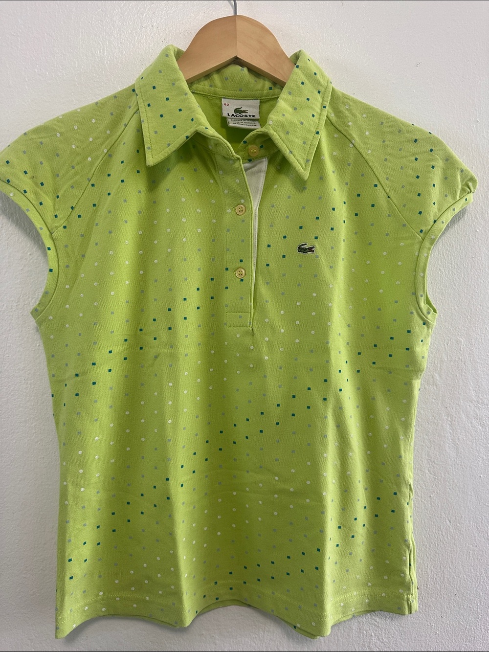 Lacoste Women's Lime Green Short-Sleeve Polo Shirt with Dot Print. size 42